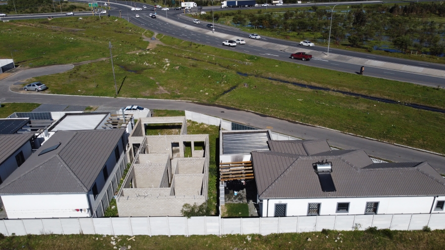 3 Bedroom Property for Sale in Houghton Place Western Cape